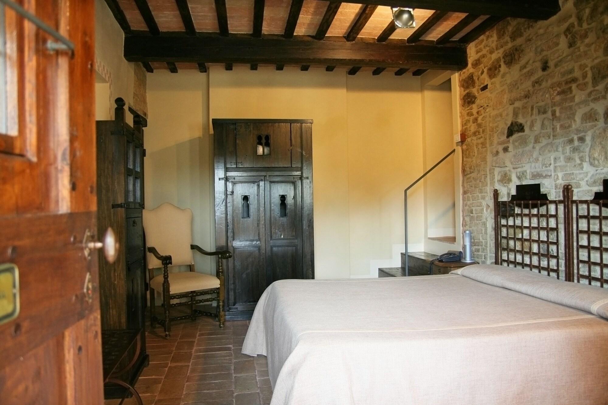 Готель Castello Di Monterone Перуджа Екстер'єр фото